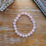 Pembe kuvars bileklik