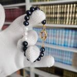 8MM SİYAH İNCİ ORTASINDA 3 ADET BEYAZ İNCİ BİLEKLİK(ÖLCÜ VERİN)