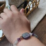 kare kesım orta süslü florit bileklik